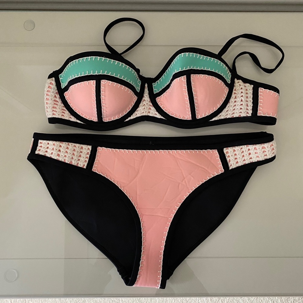 TRIANGL Swimwear